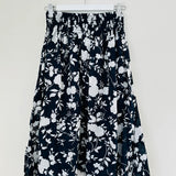 Lola skirt - big navy flower linen